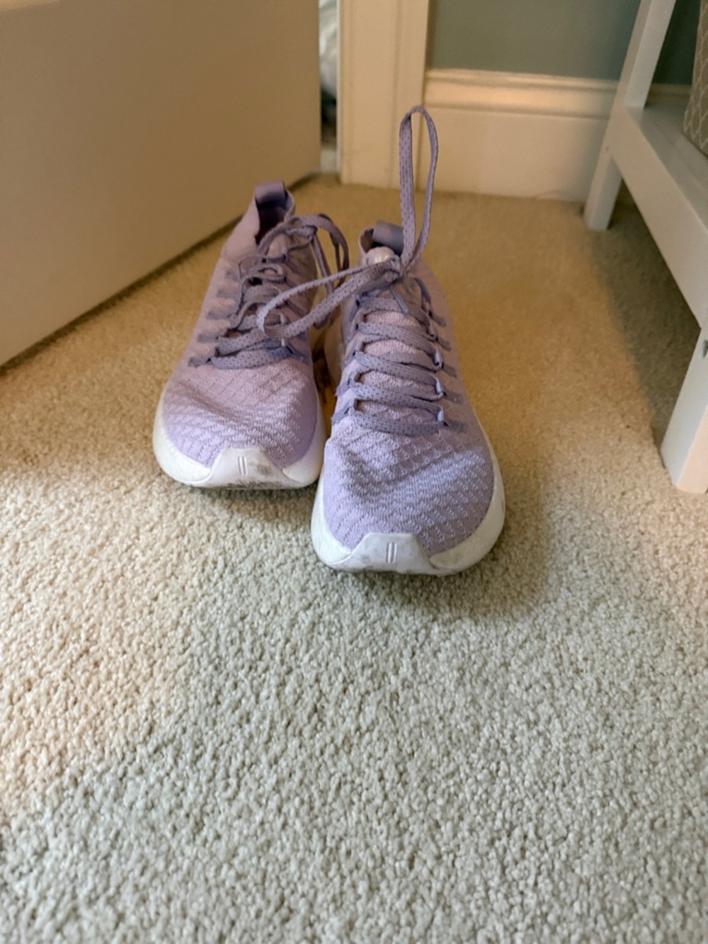 No bull sneakers